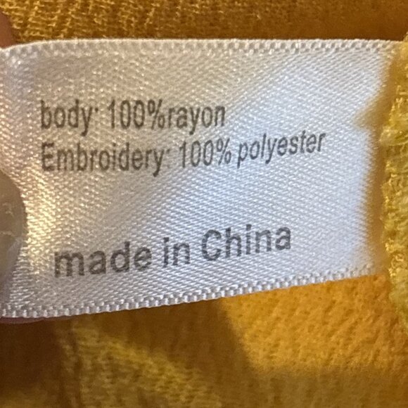 Lane Bryant Crochet Shoulder V-neck Button up Crinkle Yellow Tank Top Size 18 - Picture 5 of 5